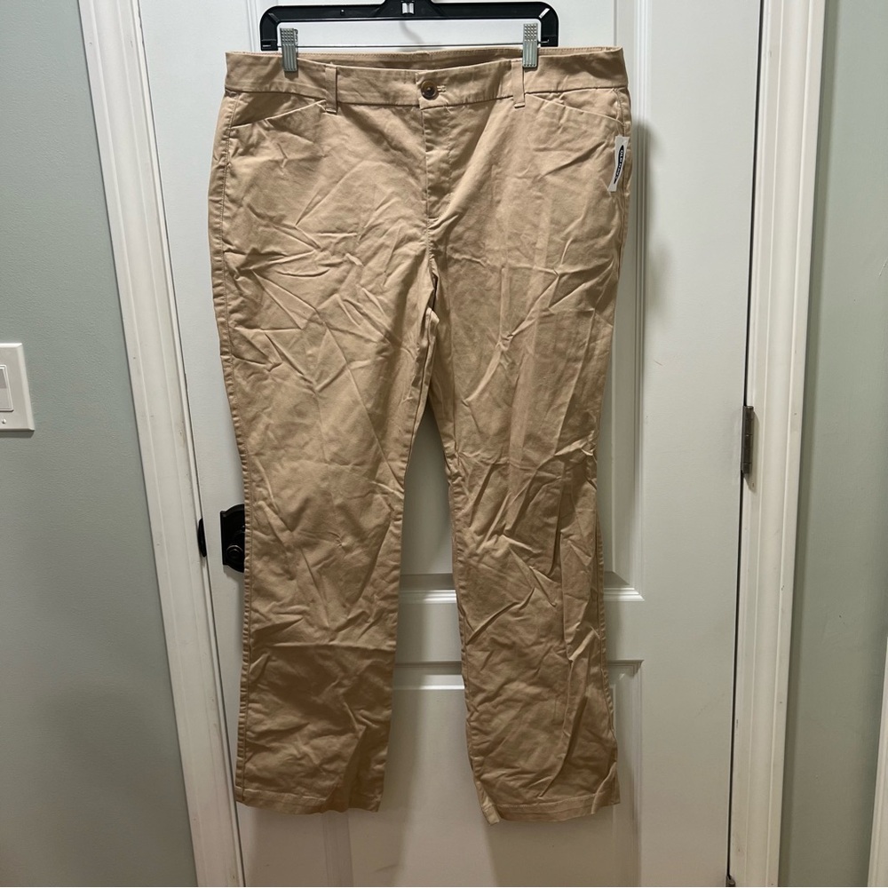 NWT Tan Old Navy Bootcut Pants Size 16